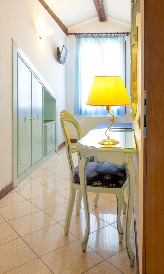 Guesthouse Ca' San Marcuola 2 البندقية المظهر الخارجي الصورة